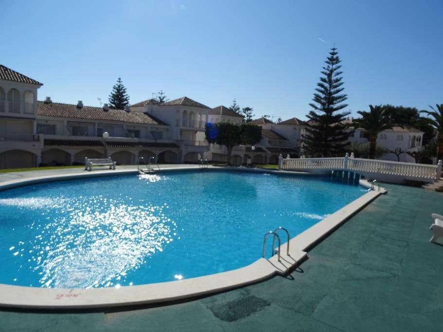 Al101 Apartamento, Centrico Y Piscina Alcoceber Bagian luar foto